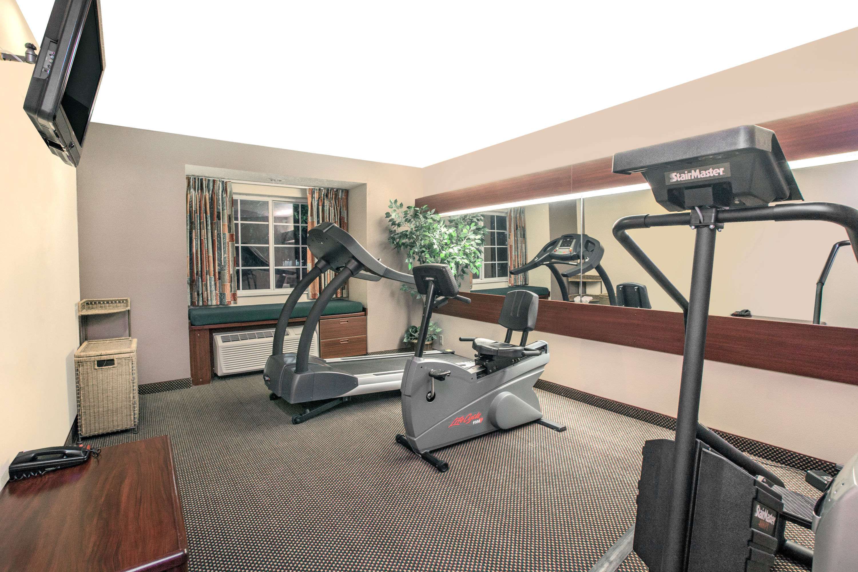 microtel inn and suites by wyndham meridian