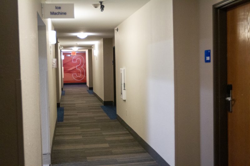 holiday inn express oneill by ihg