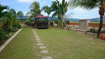 jasmine villa tropical garden