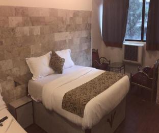 Evergreen Hotel,In Khar (Western Suburbs),4 star