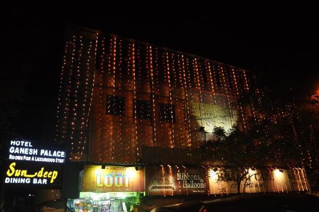 hotel ganesh palace