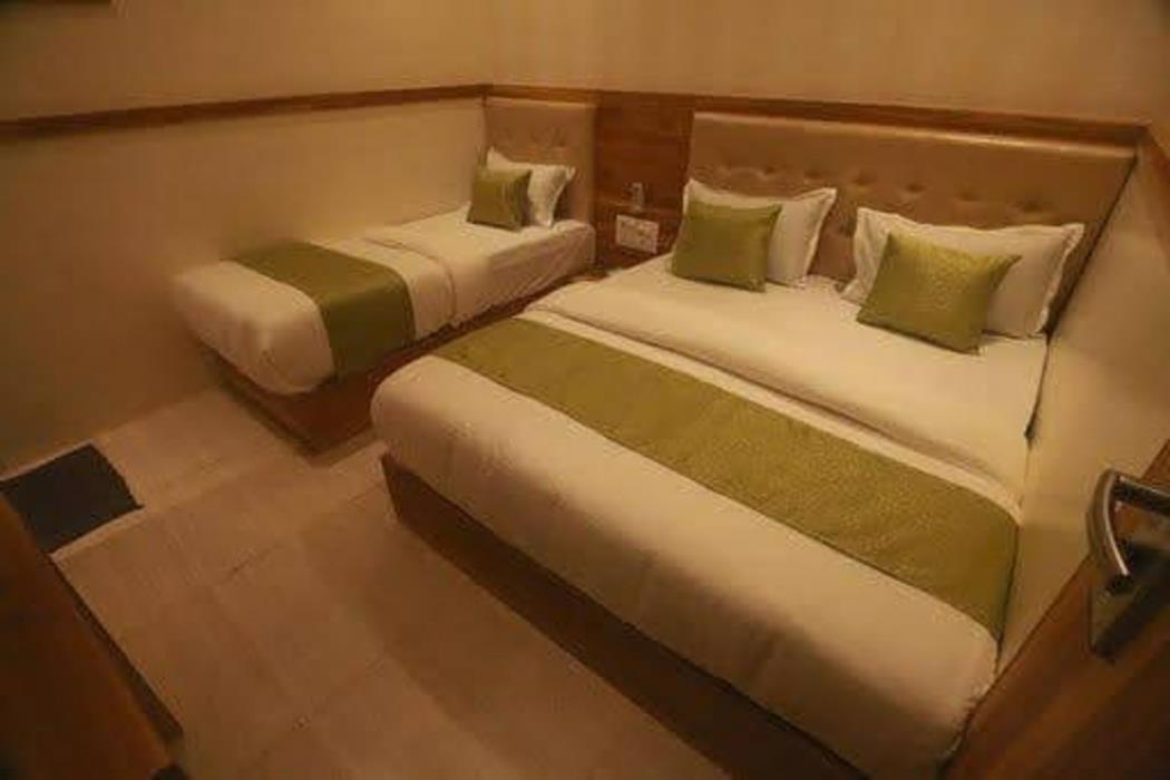 hotel al madina palace
