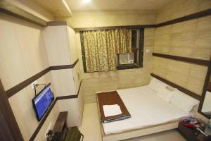 Hotel Al Moazin,Mumbai Suburban>>Mumbai,3 star