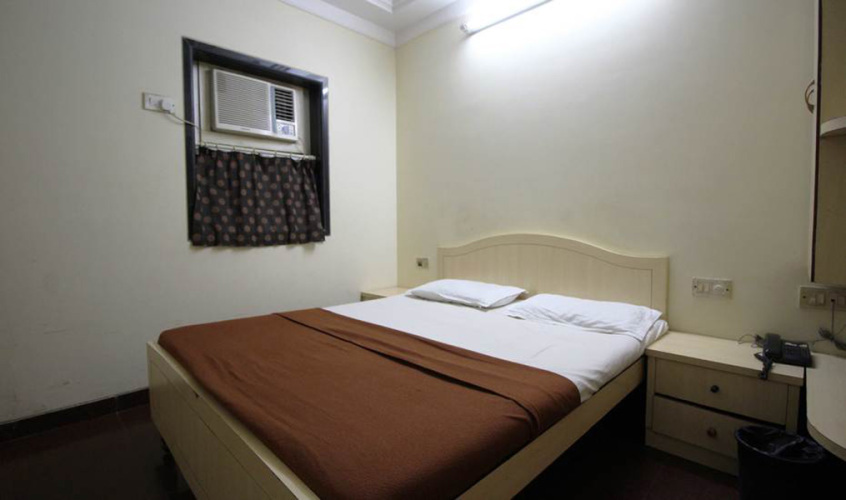 hotel hira palace