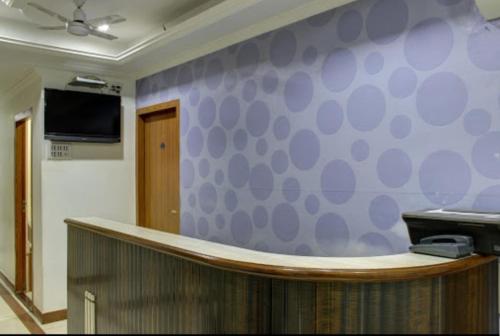 Hotel  Super,South Mumbai>>Mumbai,2 star