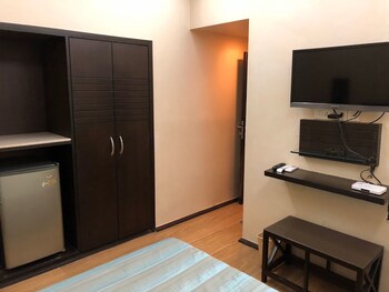 hotel sweet home