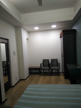 hotel sweet home