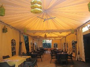 hanu reddy residences poes garden