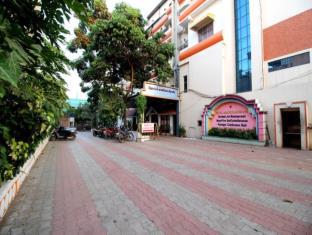 Hotel Manickam Grand,Kanchipuram>>Chennai,3 star