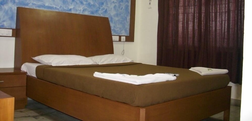 hotel manickam grand