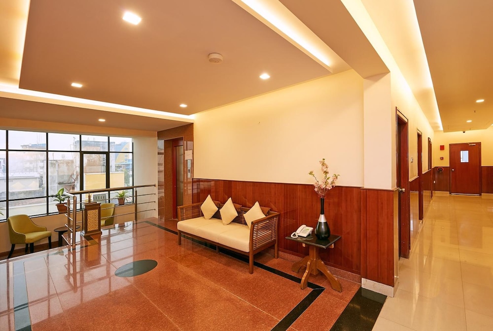 taz kamar inn