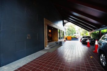 abbott hotel