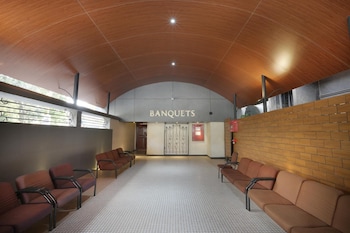 abbott hotel