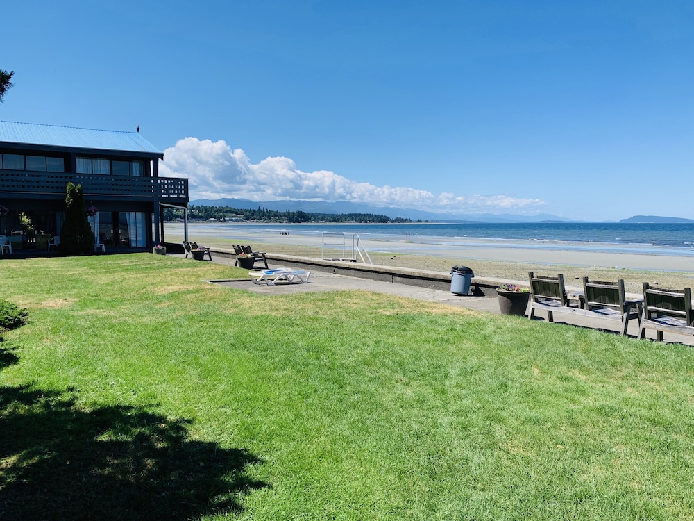 qualicum beach