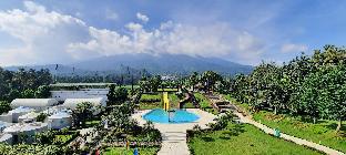 the highland park resort hotel bogor