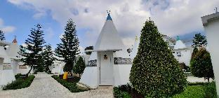 the highland park resort hotel bogor