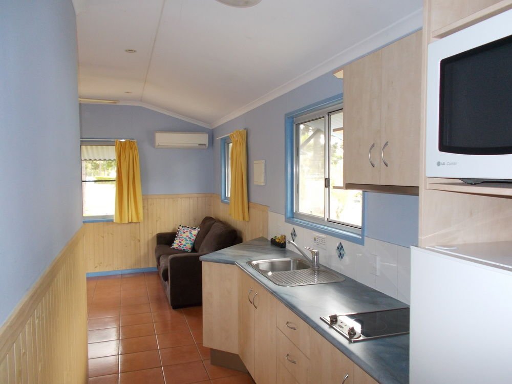 Lake Tinaroo Holiday Park,Kairi>>Cairns,2 star