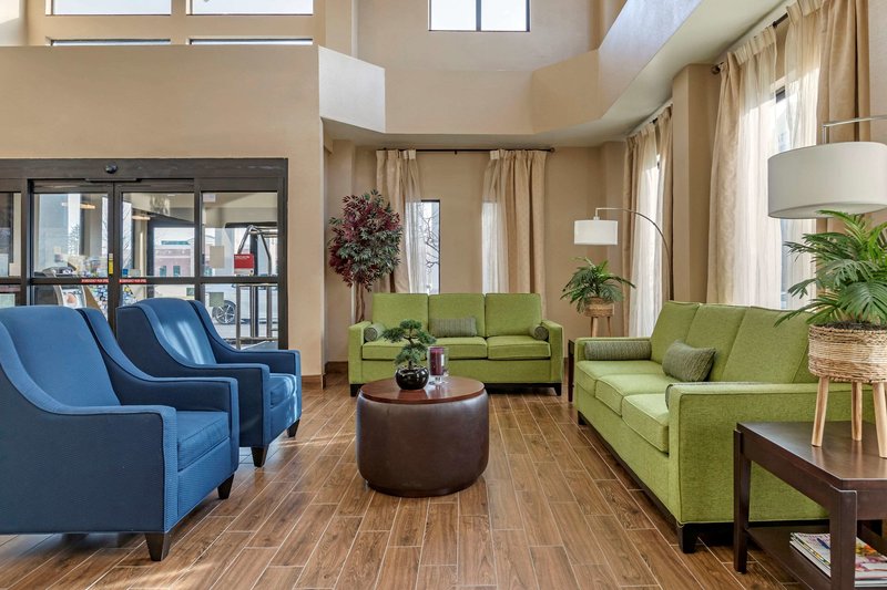 comfort suites auburn hills detroit
