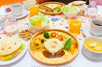 hotel okinawa with sanrio characters