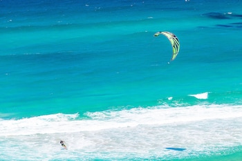 the waterford on main beach