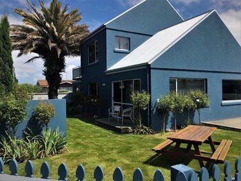 Phoenix Motel,Pleasant Point>>Christchurch,4 star