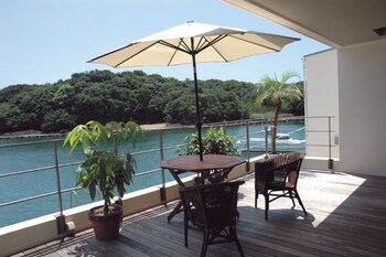 shirahama