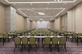 ibis styles jakarta mangga dua square