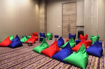 ibis styles jakarta mangga dua square