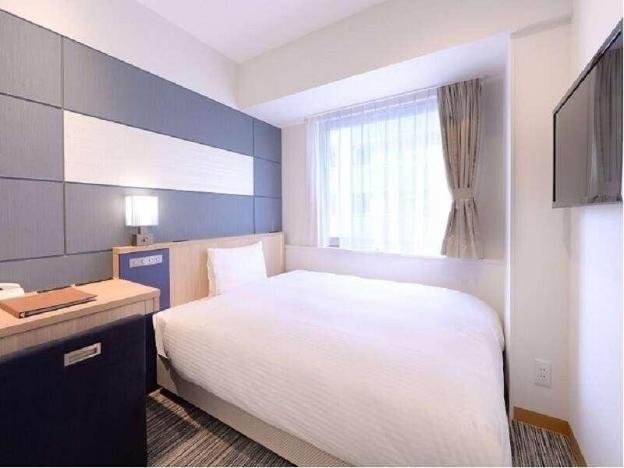 vessel inn ueno iriya station