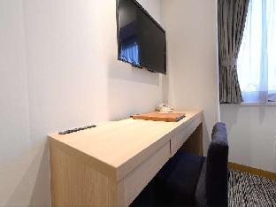 vessel inn ueno iriya station