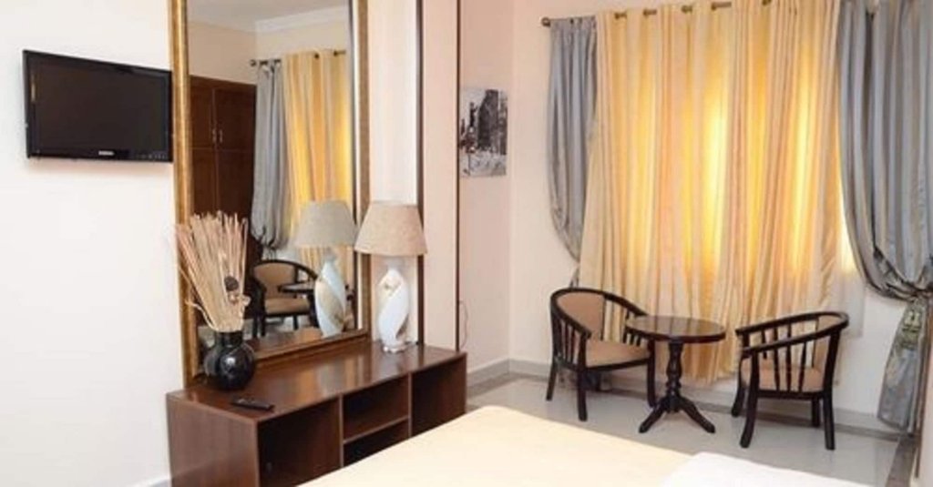 Hotel Les Ambassadeurs,Cathedrale De Sacre Coeur>>Oran,3 star