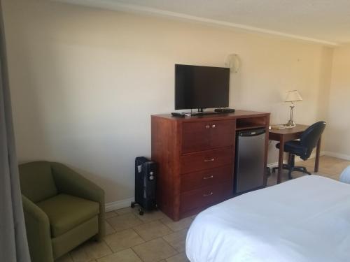 Super 8 By Wyndham Smoky Lake,Bonnyville>>Alberta,2 star