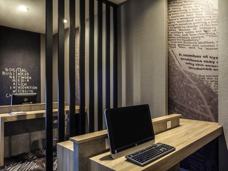 ibis jakarta harmoni