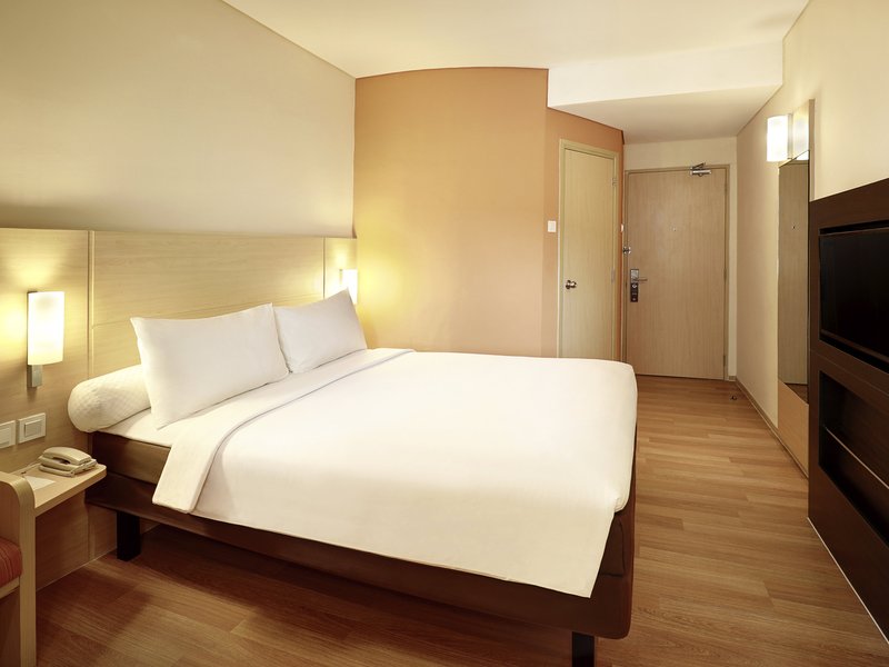 ibis jakarta harmoni