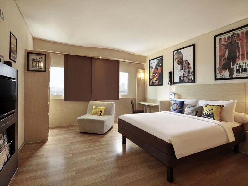 ibis jakarta harmoni