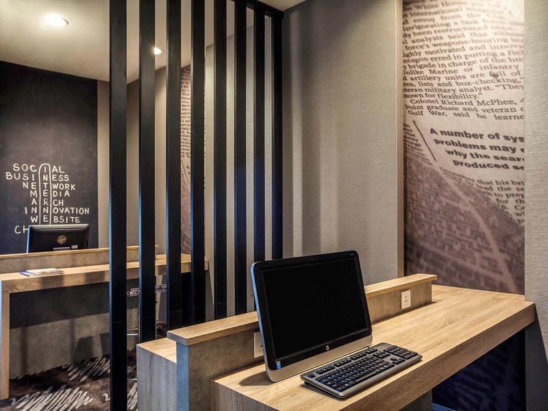 ibis jakarta harmoni