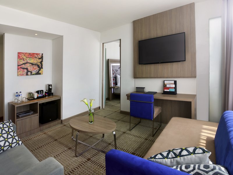 novotel makassar grand shayla