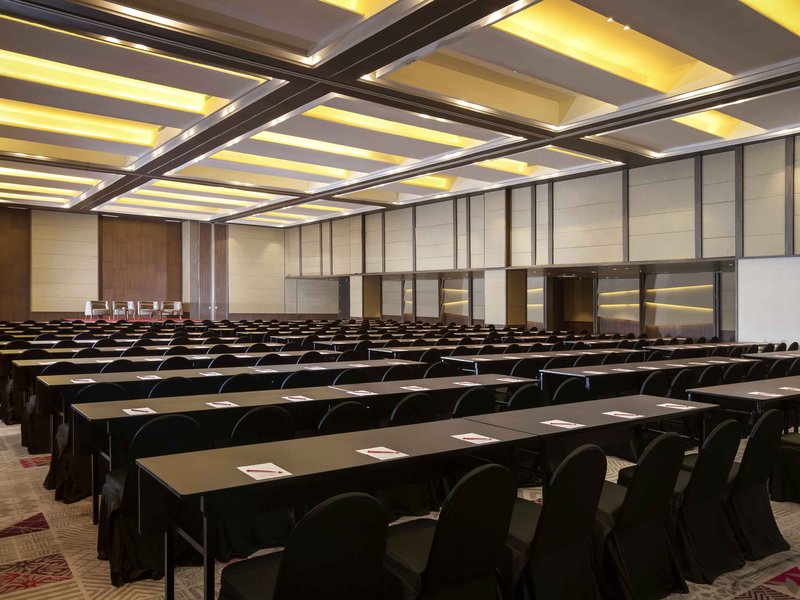 novotel makassar grand shayla