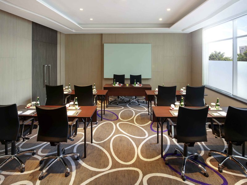 novotel makassar grand shayla