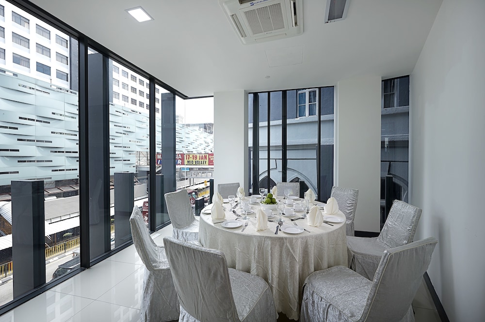 hotel transit kuala lumpur