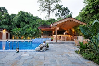 green mansions jungle resort