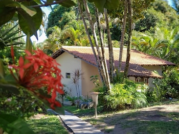 pousada tropical arraial