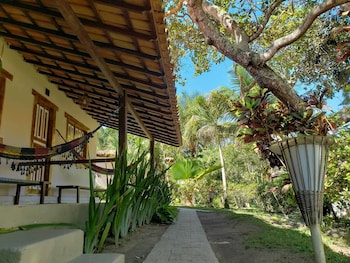 pousada tropical arraial