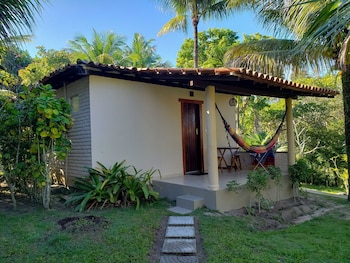 pousada tropical arraial