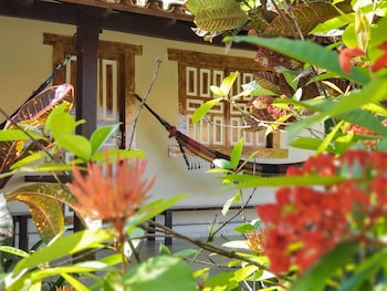 pousada tropical arraial