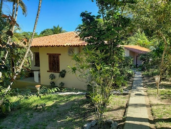 pousada tropical arraial