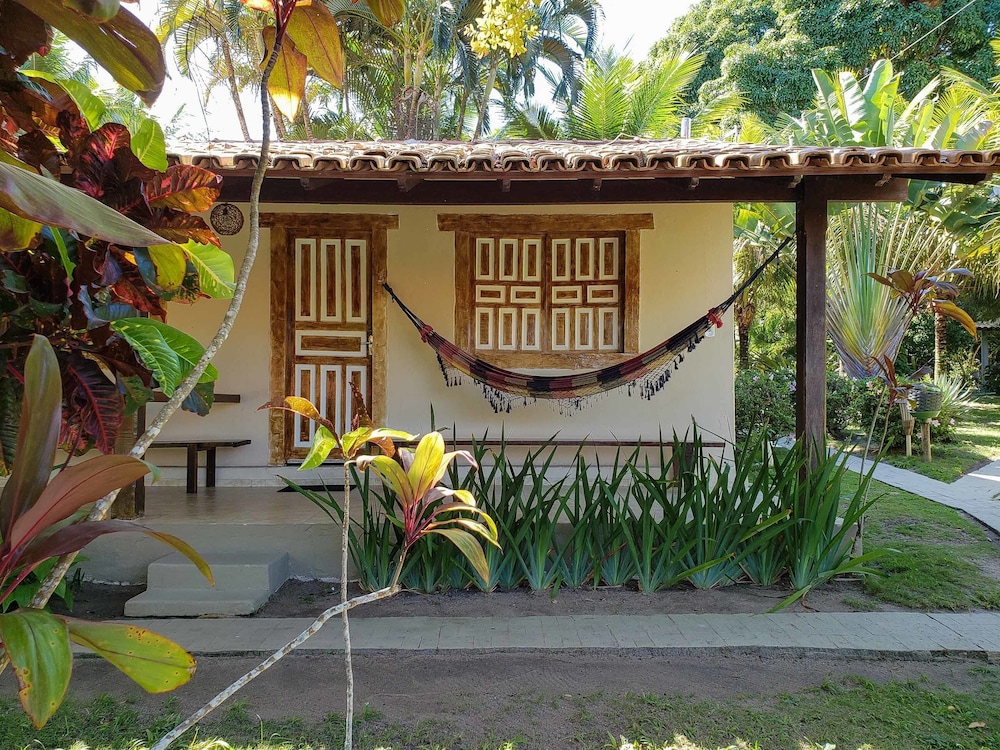 pousada tropical arraial