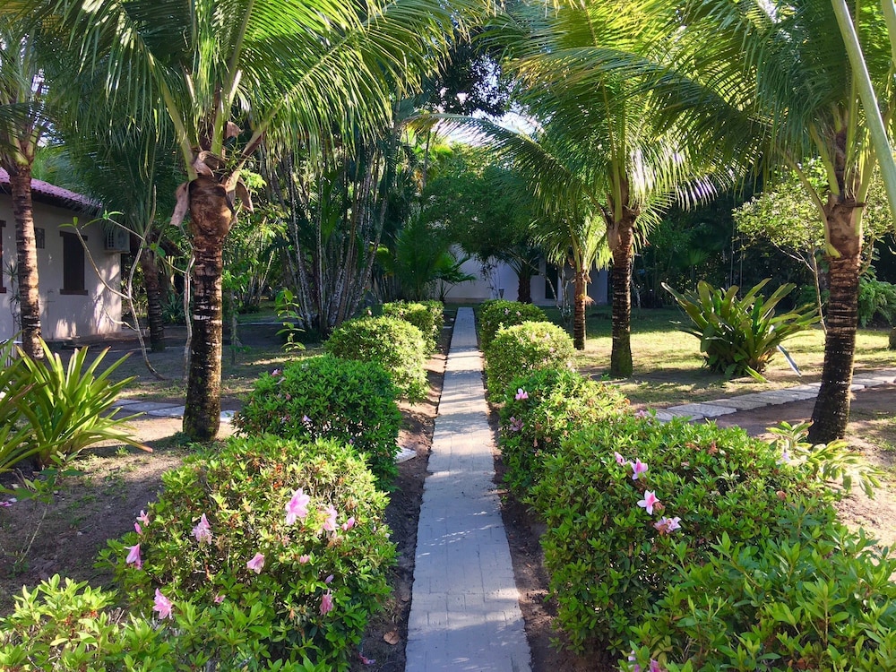 pousada tropical arraial