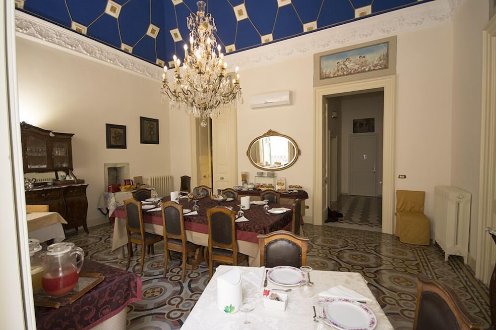 palazzo rollo