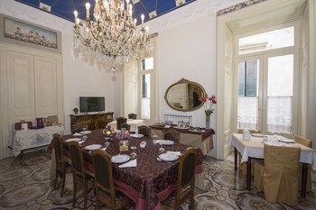 palazzo rollo